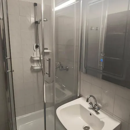 Malazzo * Balatongyörök